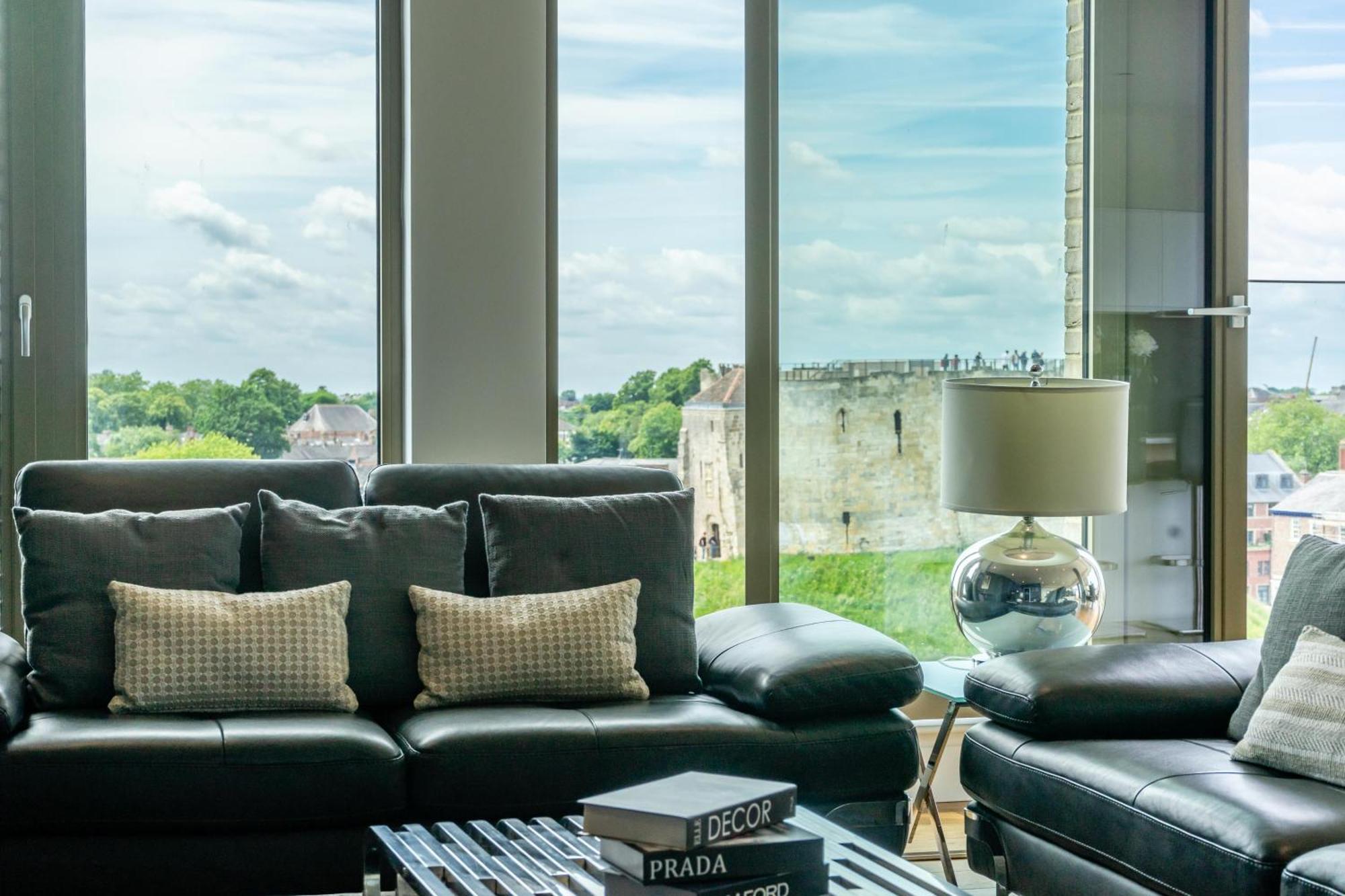 Minster View Penthouse At Ryedale House Apartment York Exterior photo